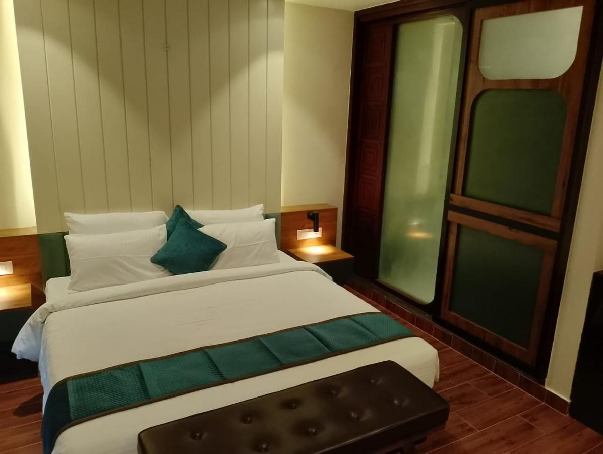 The Convoy Hotel Dibrugarh Εξωτερικό φωτογραφία
