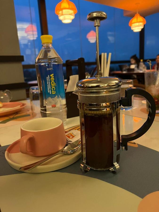 The Convoy Hotel Dibrugarh Εξωτερικό φωτογραφία