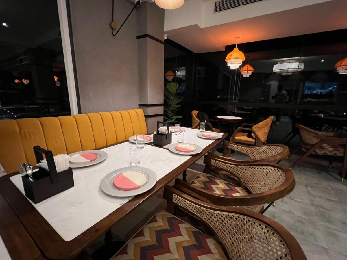 The Convoy Hotel Dibrugarh Εξωτερικό φωτογραφία