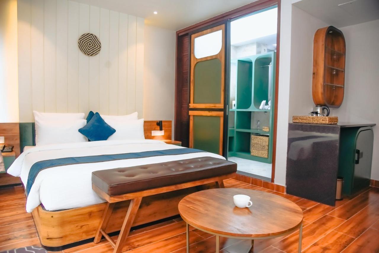 The Convoy Hotel Dibrugarh Εξωτερικό φωτογραφία