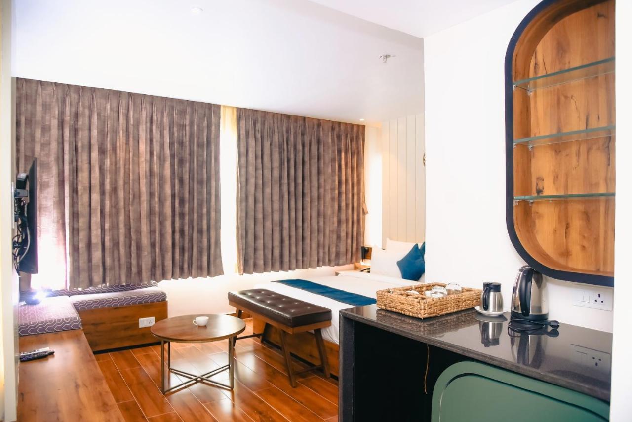 The Convoy Hotel Dibrugarh Εξωτερικό φωτογραφία