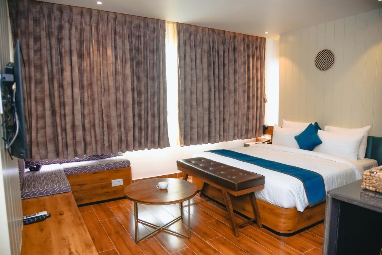 The Convoy Hotel Dibrugarh Εξωτερικό φωτογραφία