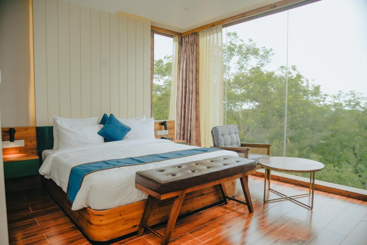 The Convoy Hotel Dibrugarh Εξωτερικό φωτογραφία