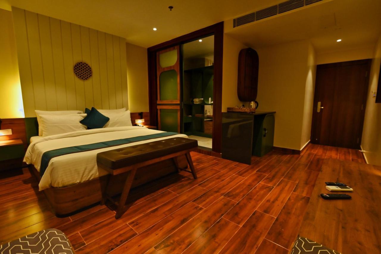 The Convoy Hotel Dibrugarh Εξωτερικό φωτογραφία